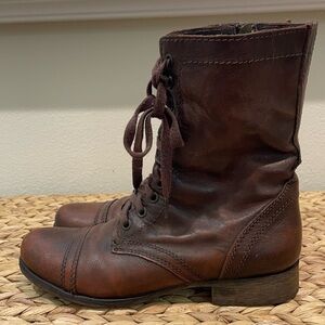 Brown Lace-Up Leather Boots